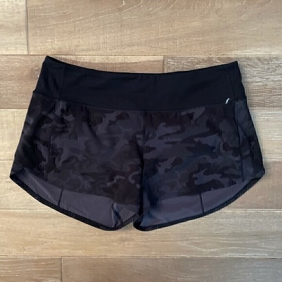 Lululemon Camo Black Athletic Shorts - Picture 1 of 2